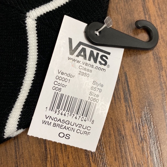 VANS BEANIE BRAND NEW - Picture 5 of 6